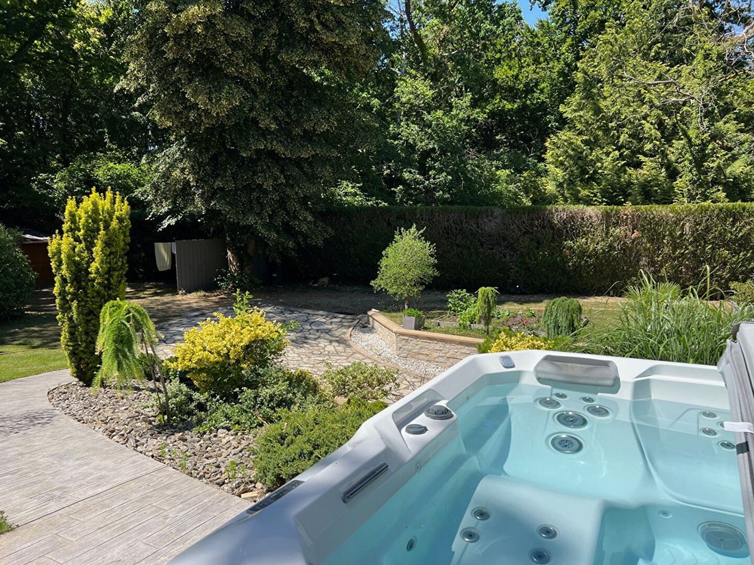 House in Ouest, Lamorlaye, France 2 - 15876976