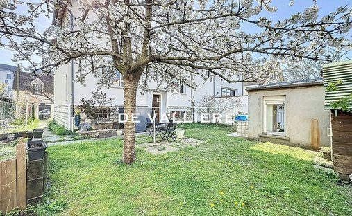 House in Centre Ville, Rueil-Malmaison, France 1