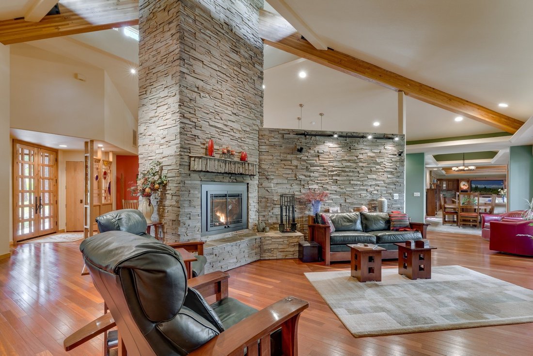 House in Portola, California, United States 3 - 17930583