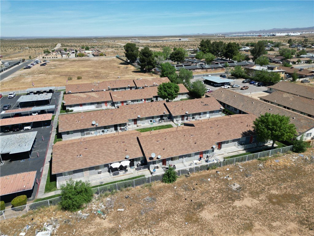 Apartment in Adelanto, California, United States 5 - 17931209