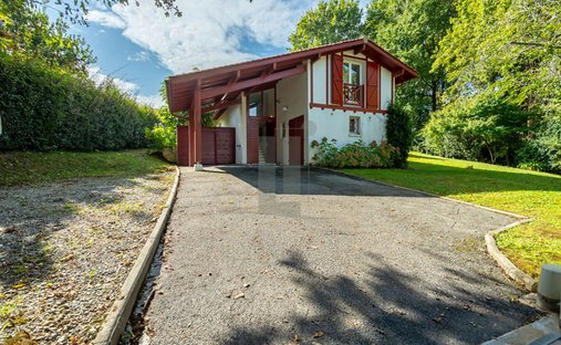 House in Bassussarry, Nouvelle-Aquitaine, France 1
