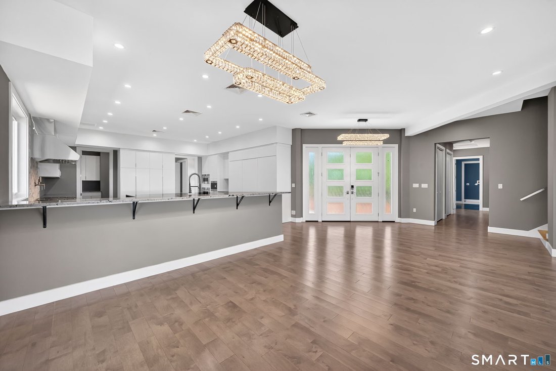 House in Farmington, Connecticut, United States 3 - 17936785