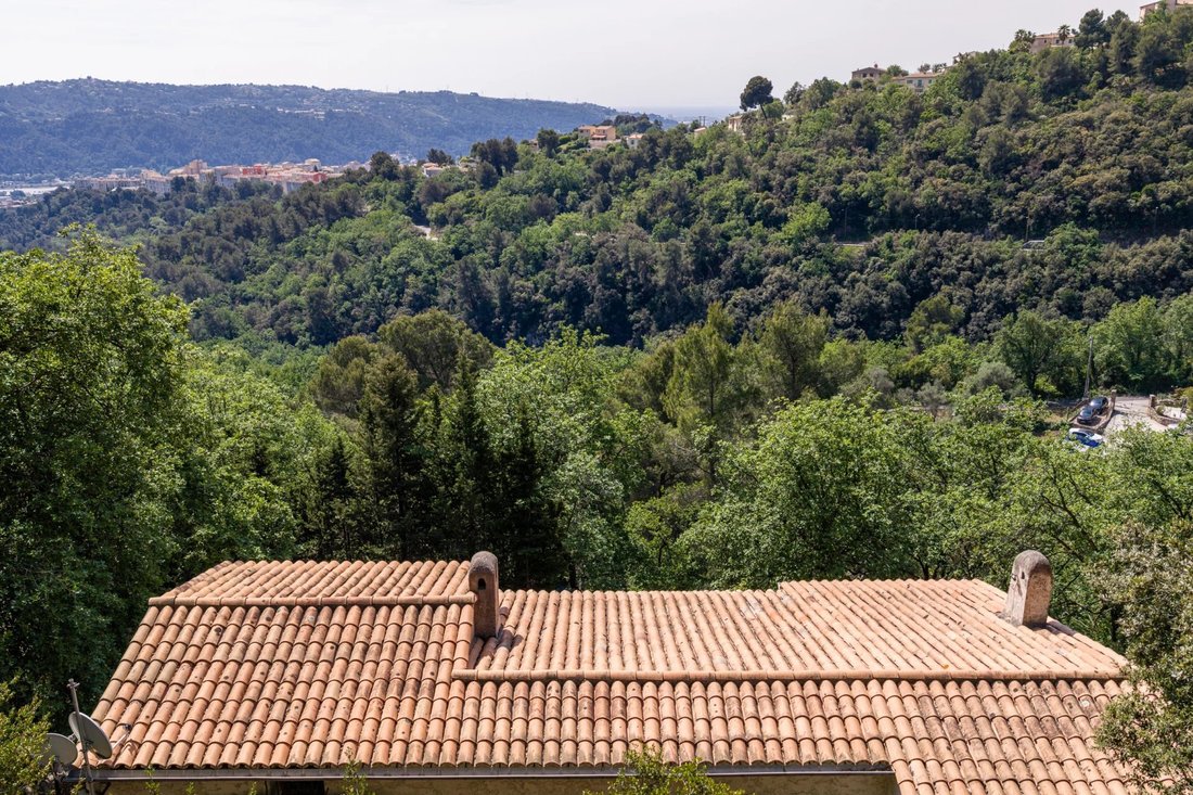 House in Carros, Provence-Alpes-Côte d'Azur, France 4 - 17935218