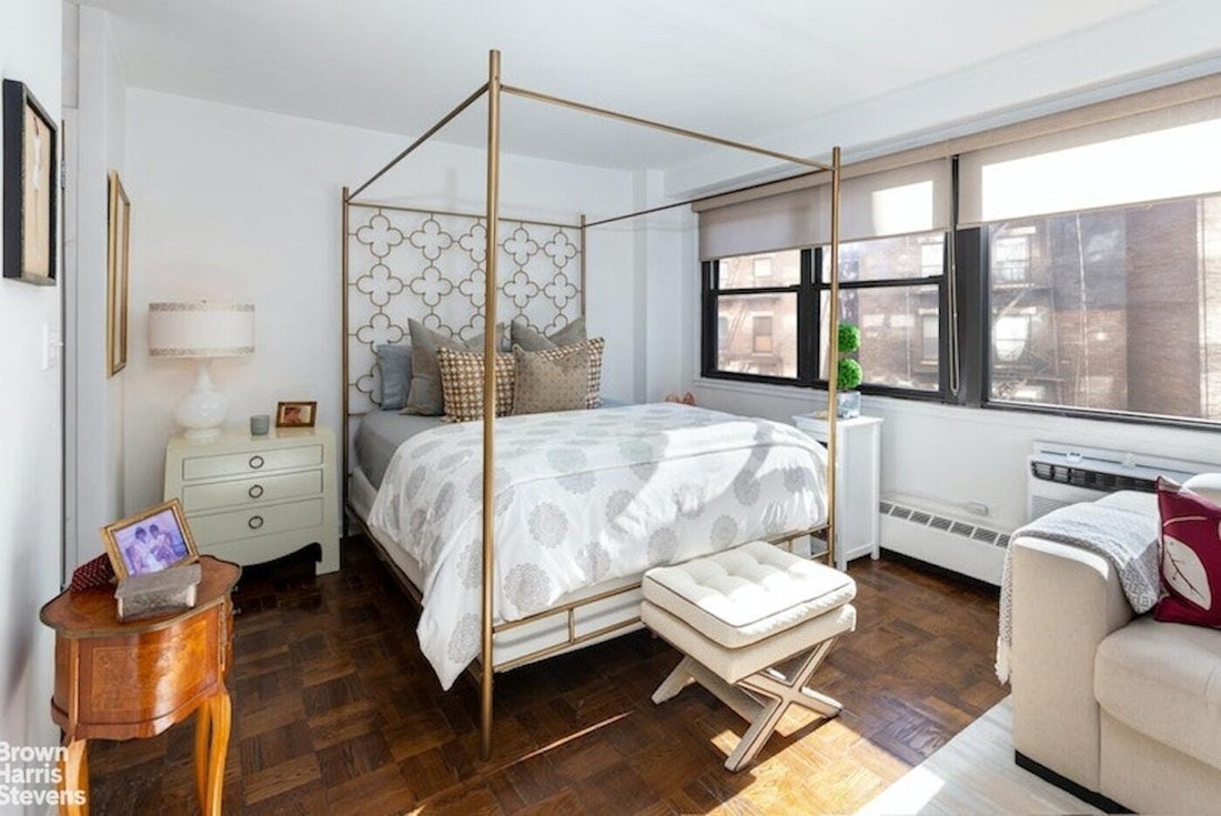 Co Op in New York, New York, United States 4 - 17357003