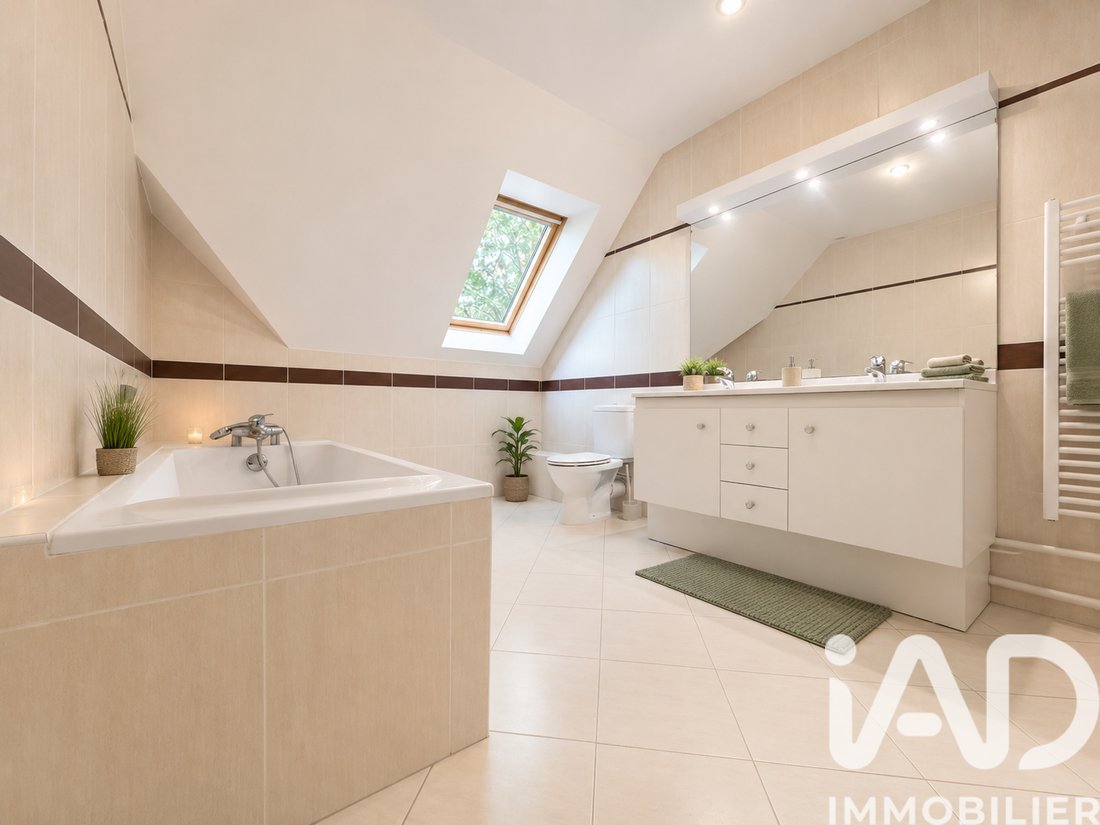 House in Vauhallan, Ile-de-France, France 2 - 17745369
