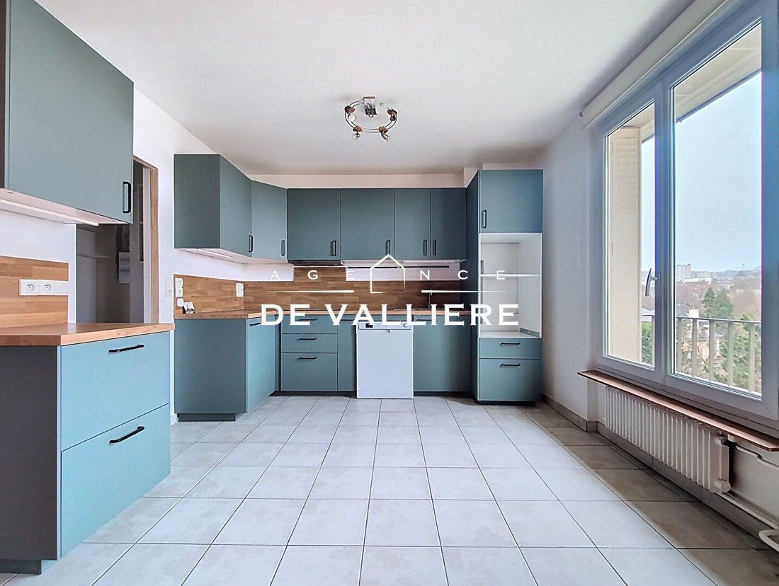 Apartment in Centre Ville, Rueil-Malmaison, France 3 - 16918752