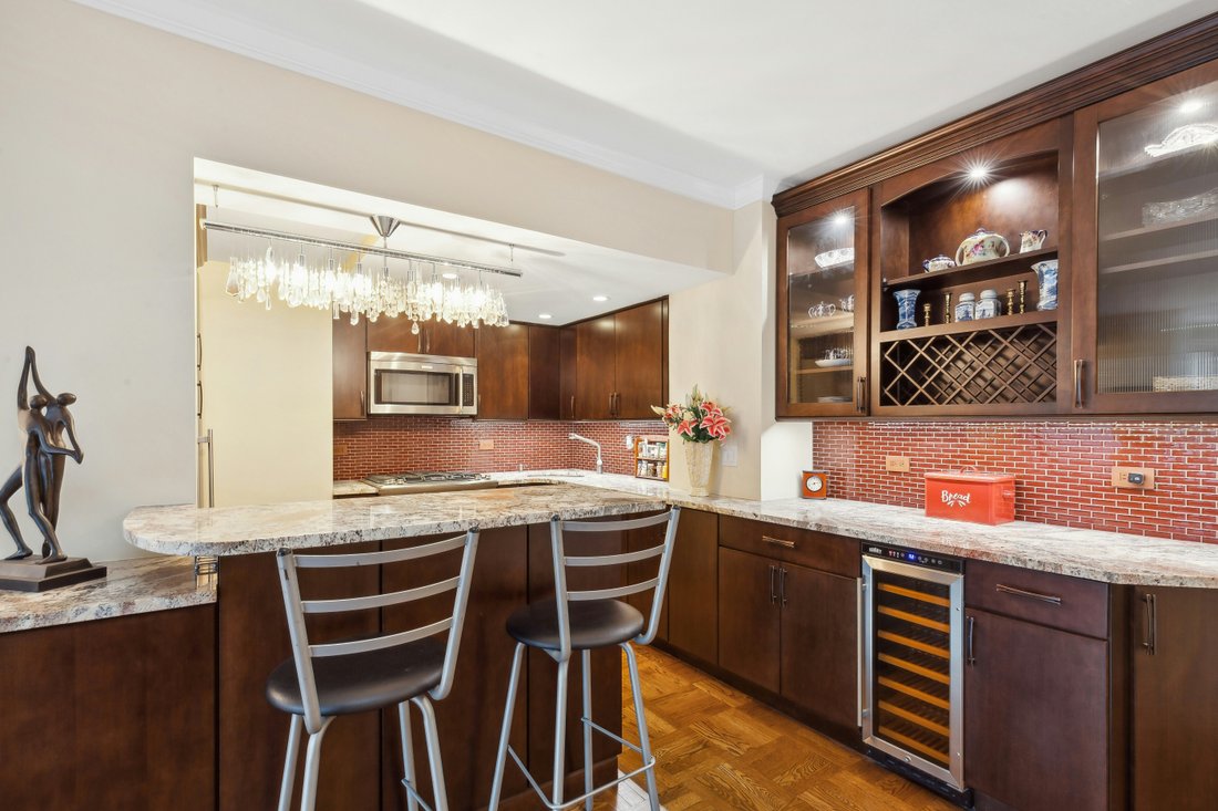 Co Op in New York, New York, United States 2 - 16748418