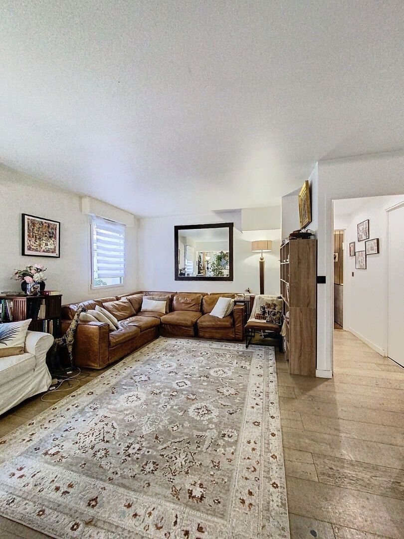 Apartment in Bois de Boulogne, Paris 16e Arrondissement, Paris 4 - 17066078