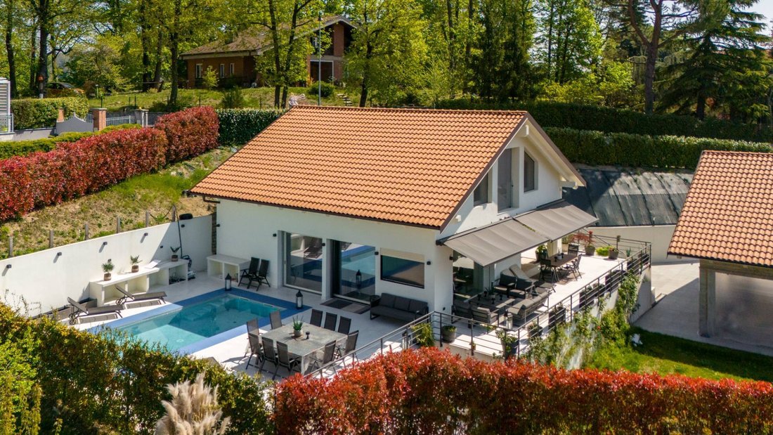 Villa in Pino Torinese, Piedmont, Italy 1 - 17936135