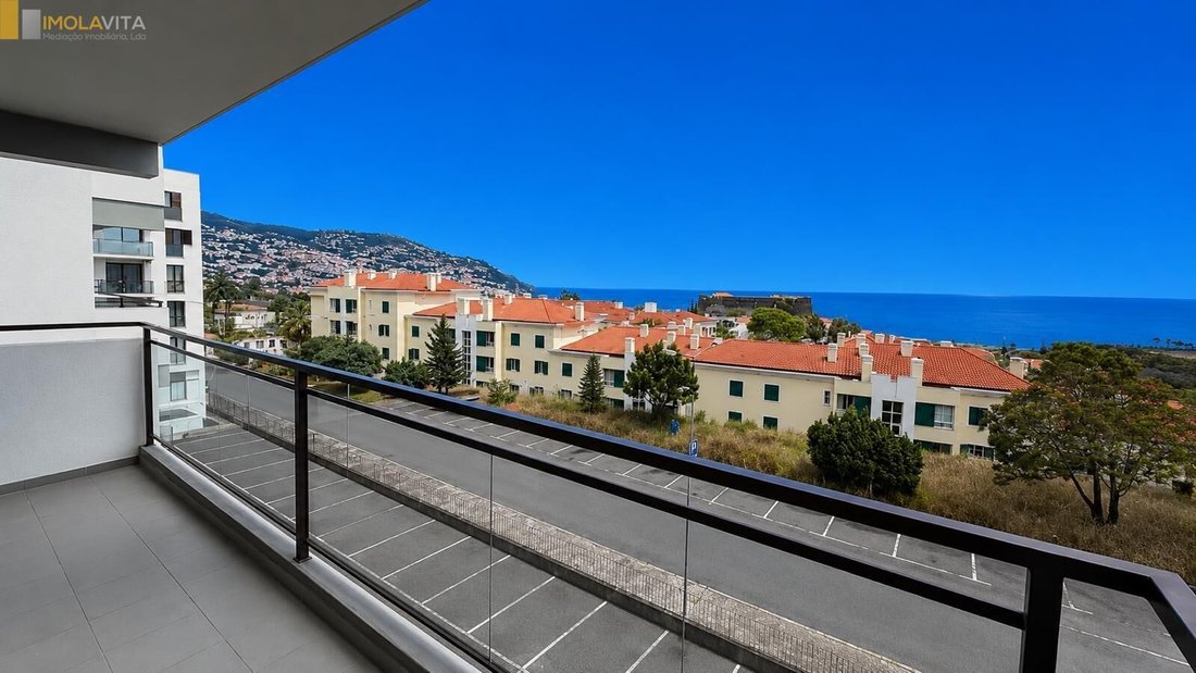Apartment in Sao Pedro, Madeira, Portugal 1 - 17937645