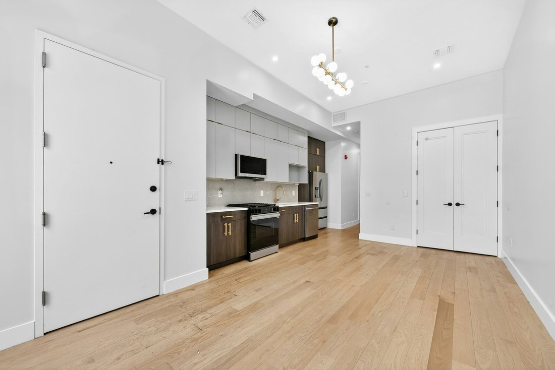 Condo in Jersey City, New Jersey, United States 3 - 17672905