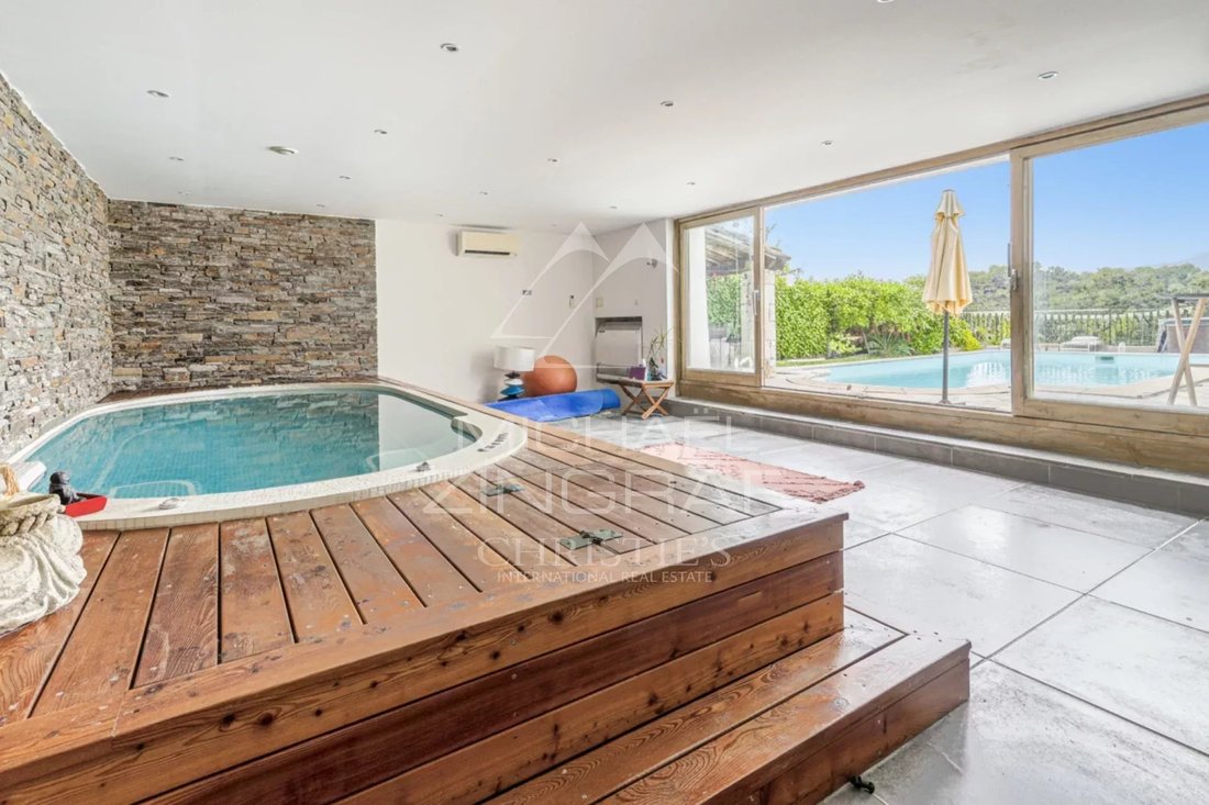 Villa in Sud, La Gaude, France 5 - 17930643