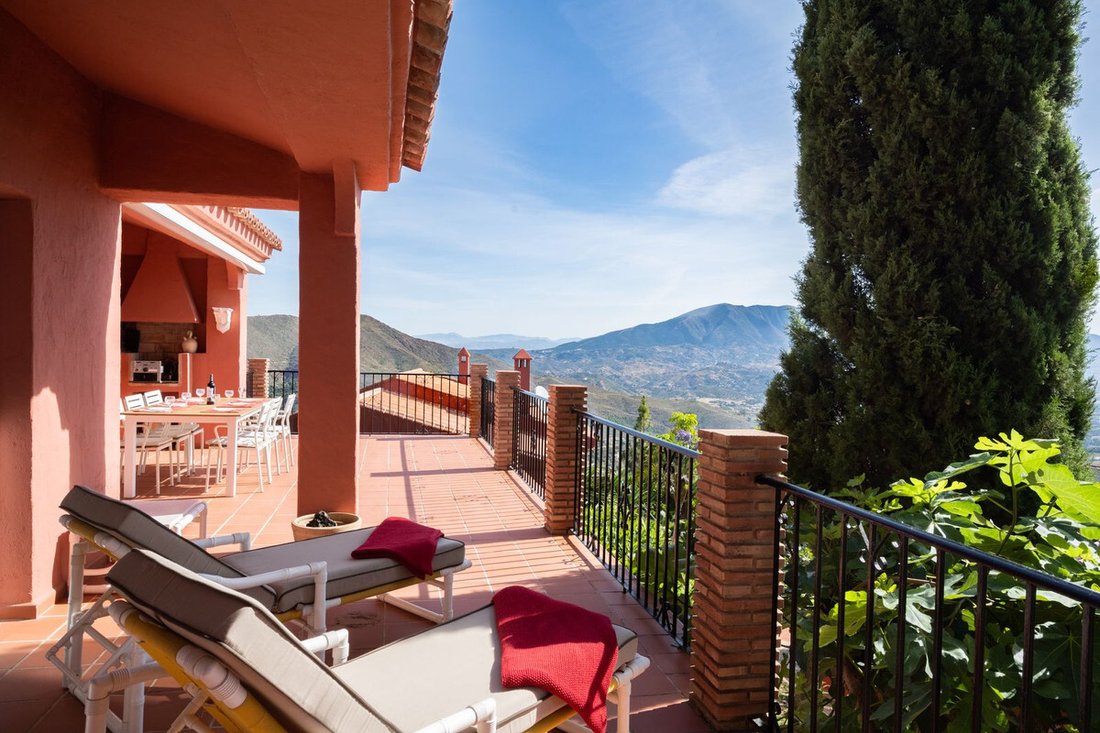 Villa in Elviria-Cabopino, Marbella, Spain 4 - 17928100