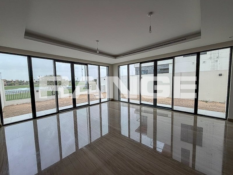 Villa in Damac Hills, Dubai, United Arab Emirates 5 - 17929634