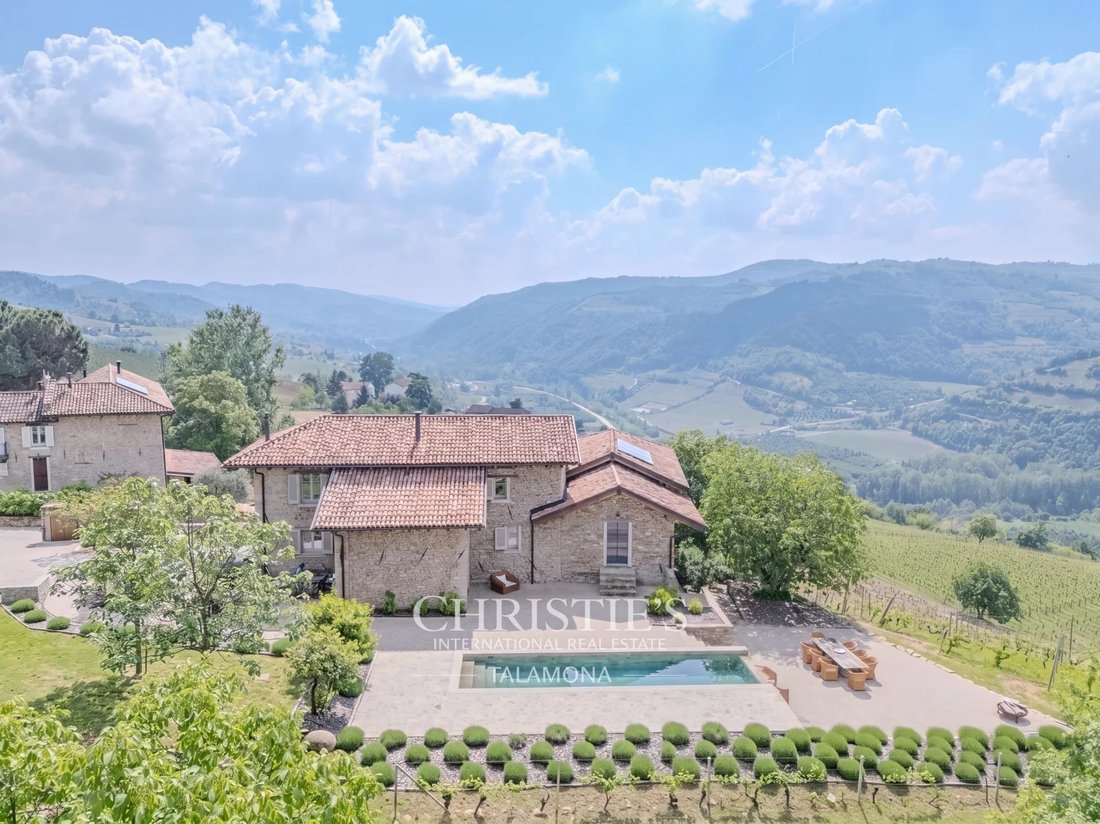 Villa in Cossano Belbo, Piedmont, Italy 1 - 17930518