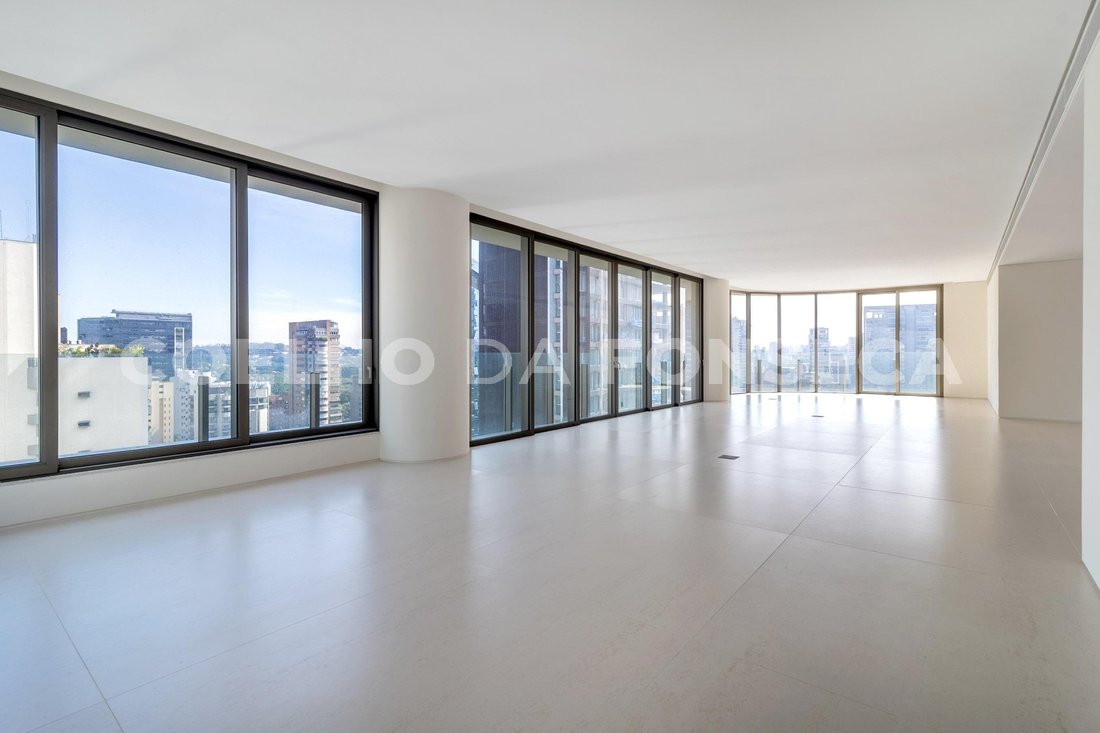 Condo in São Paulo, State of São Paulo, Brazil 4 - 17936455