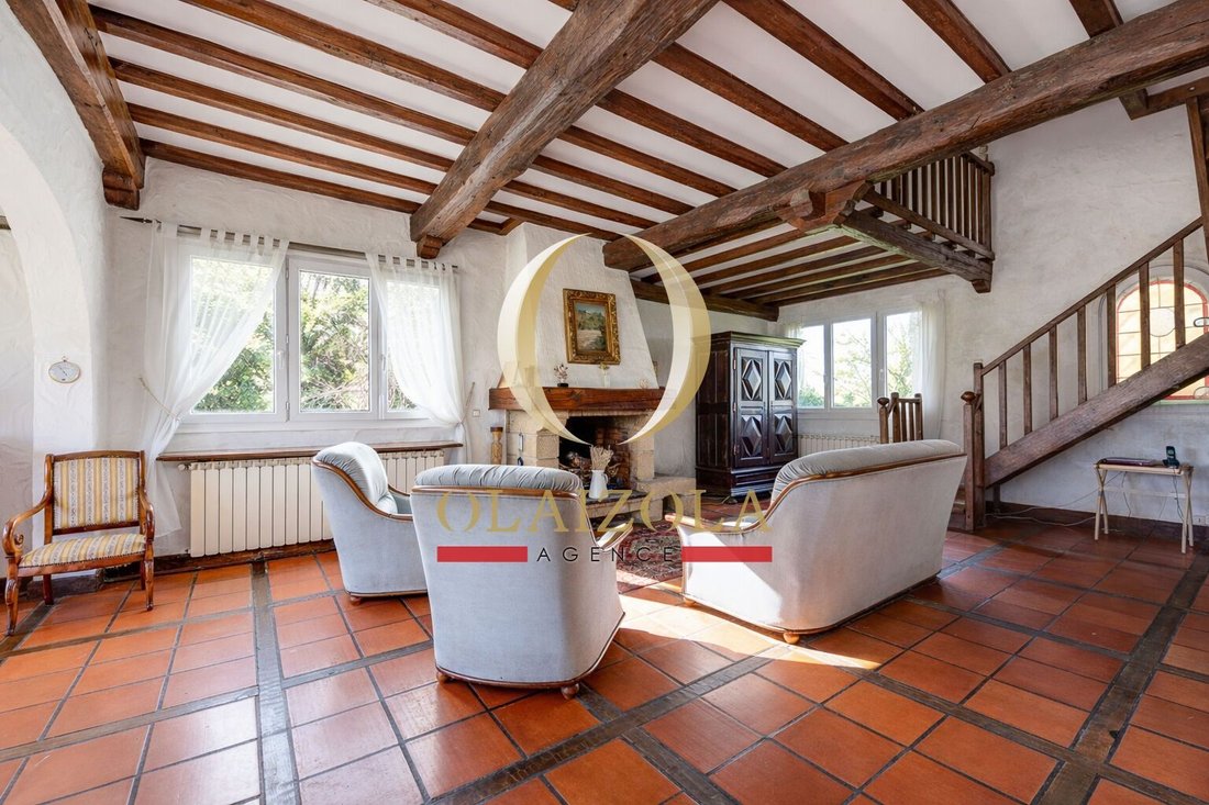 House in Mendi-Choko-Karrikatxar-Olhette, Urrugne, France 4 - 17127174