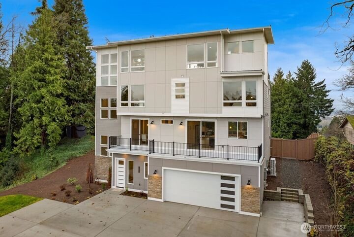 House in Tukwila, Washington, United States 1 - 17942172