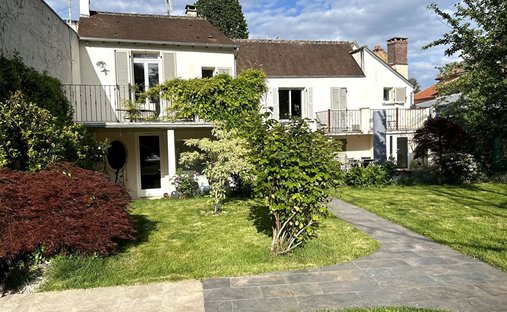 Villa in Montfort-l'Amaury, Ile-de-France, France 1