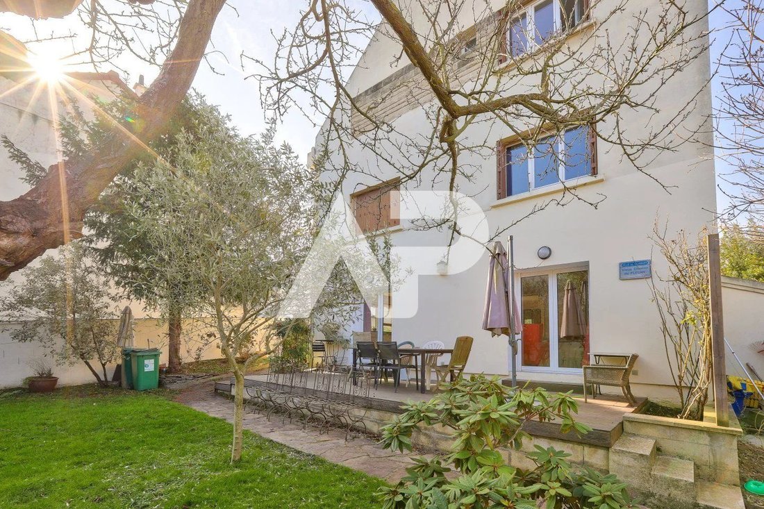 House in Jardin Parisien, Clamart, France 2 - 16066314