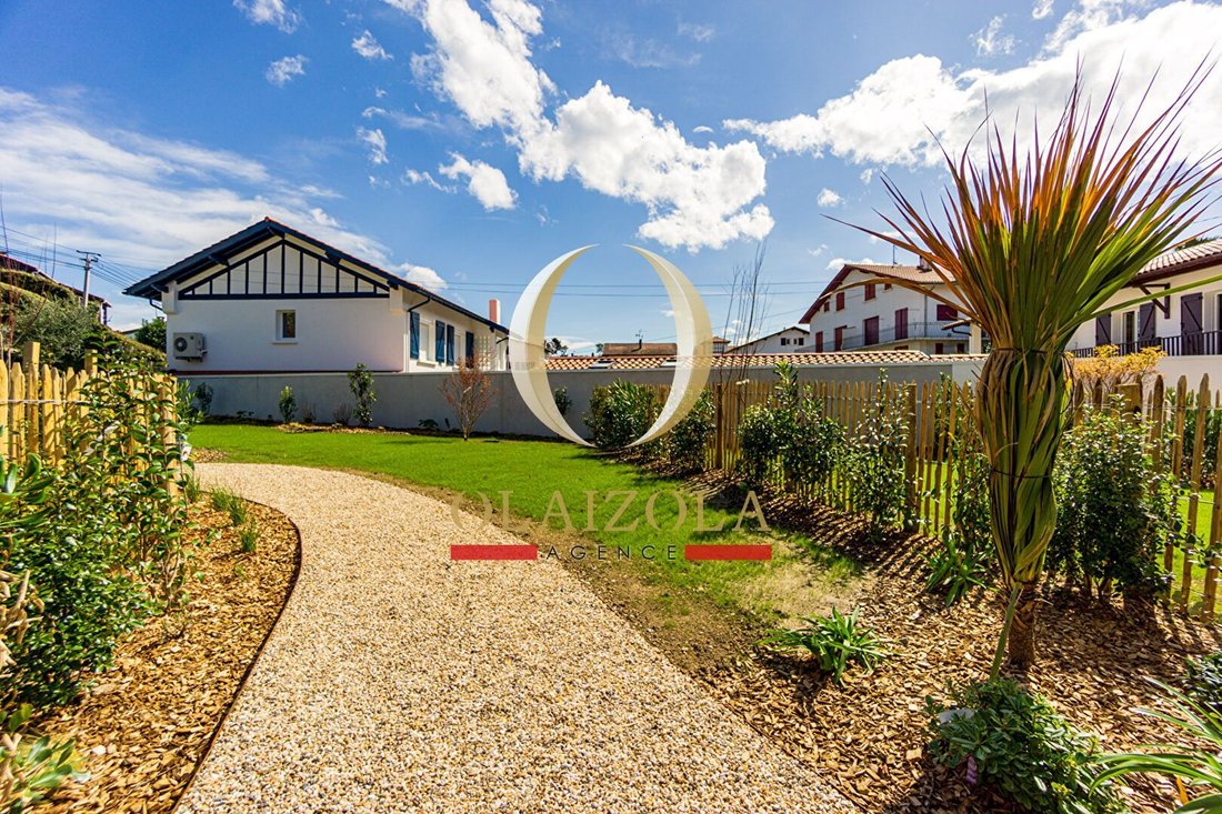 Apartment in Acotz, Saint-Jean-de-Luz, France 1 - 16461420