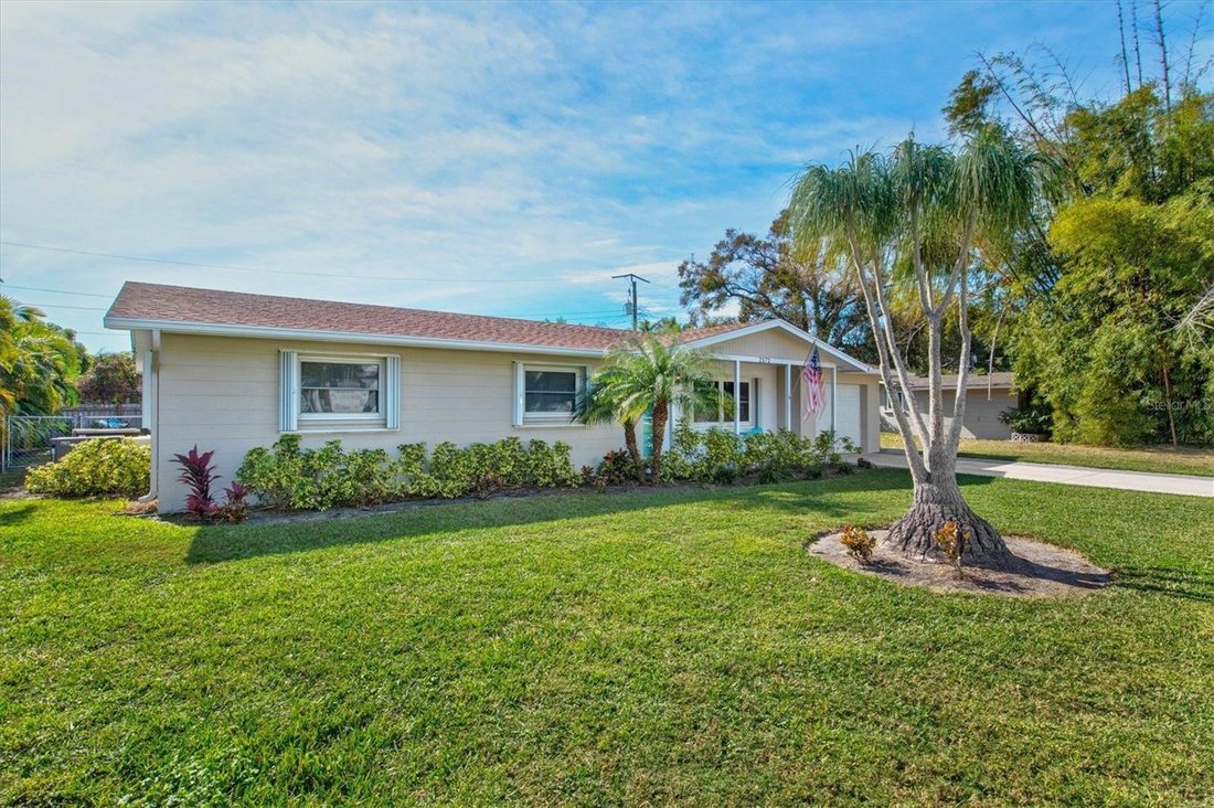 House in Sarasota, Florida, United States 3 - 17933901