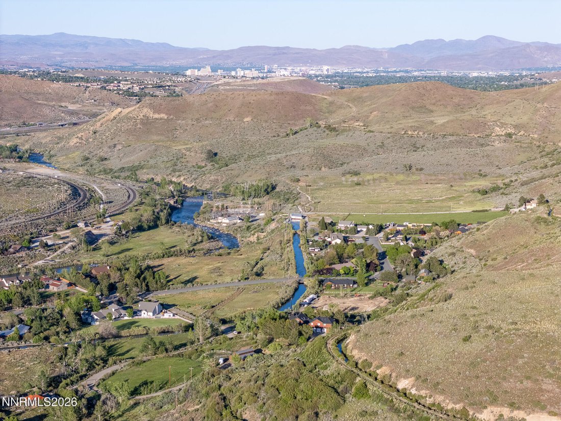 House in Verdi, Nevada, United States 3 - 17935403