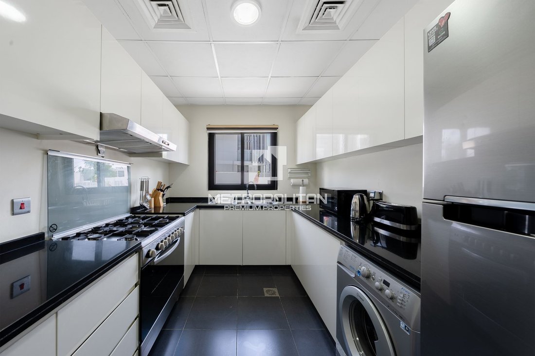 Villa in Damac Hills 2, Dubai, United Arab Emirates 5 - 16112738