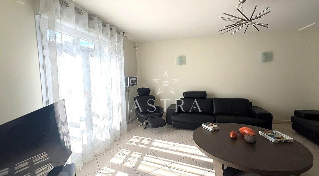 House in Antony, Ile-de-France, France 2 - 17146729