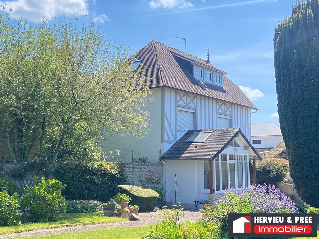 House in Luc-sur-Mer, Normandy, France 2 - 16479686