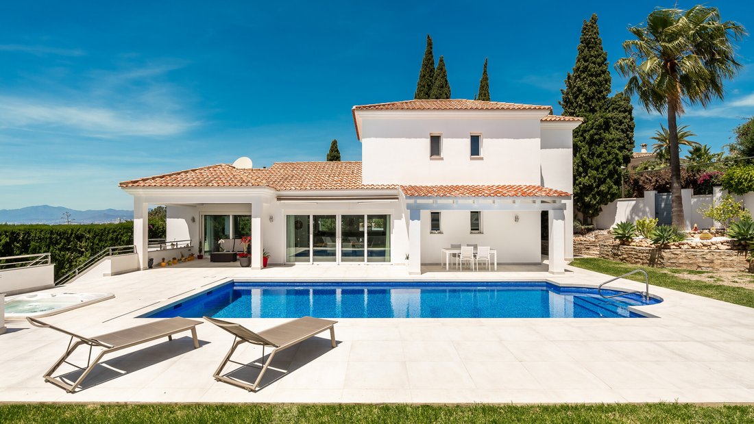 Villa in Marbella, Andalusia, Spain 1 - 17933589