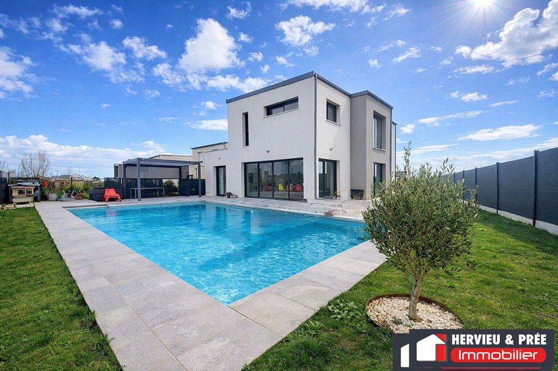 House in Courseulles-sur-Mer, Normandy, France 1 - 17429307