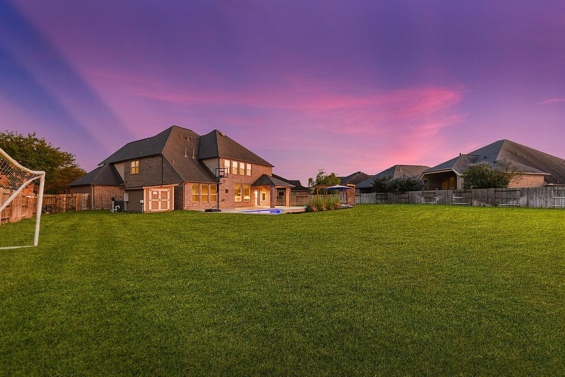House in Katy, Texas, United States 5 - 17929444