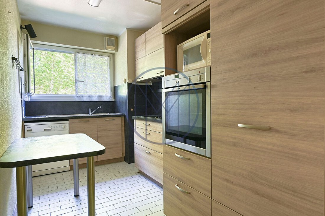 Apartment in Domaine National du Château, Versailles, France 5 - 17332073
