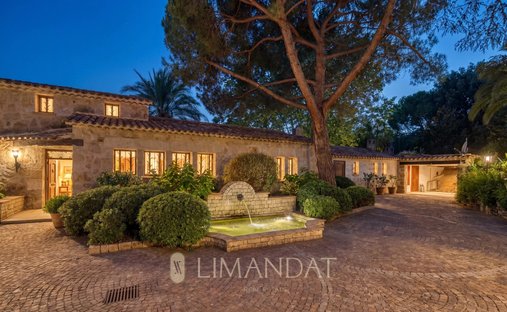 Villa à La Colle-sur-Loup, Provence-Alpes-Côte d'Azur, France 1