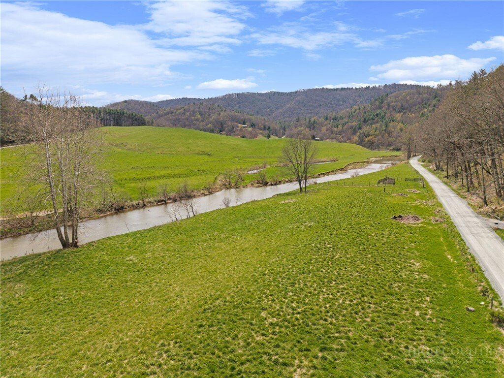 House in Valle Crucis, North Carolina, United States 4 - 17931367