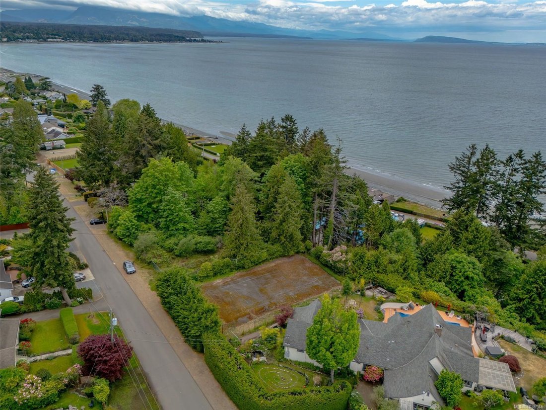 Land in Qualicum Beach, British Columbia, Canada 2 - 17934690