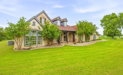 House in Granbury, Texas, United States 1
