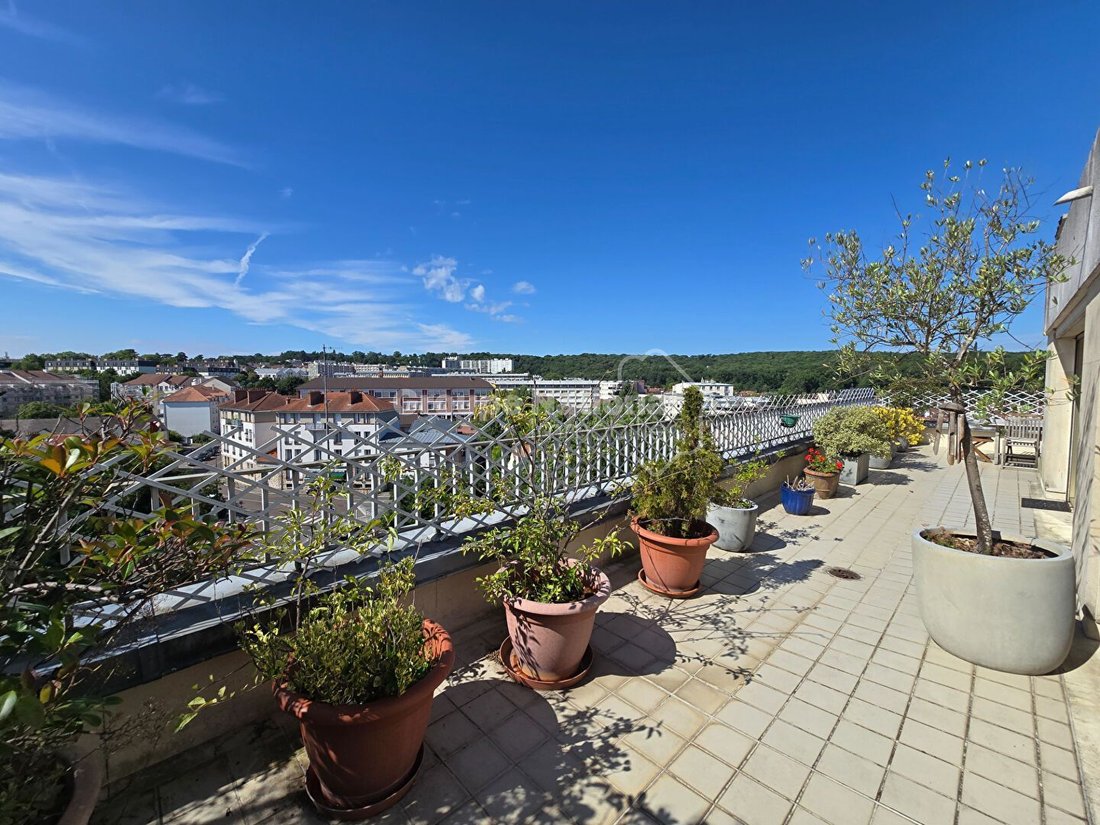 Apartment in Domaine National du Château, Versailles, France 1 - 16074250