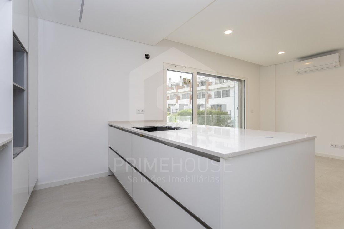 Apartment in Charneca de Caparica e Sobreda, Setubal, Portugal 3 - 17723646