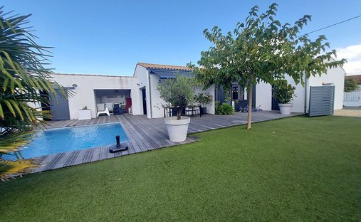 Haus in Le Chateau-d'Oleron, Neu-Aquitanien, Frankreich 1