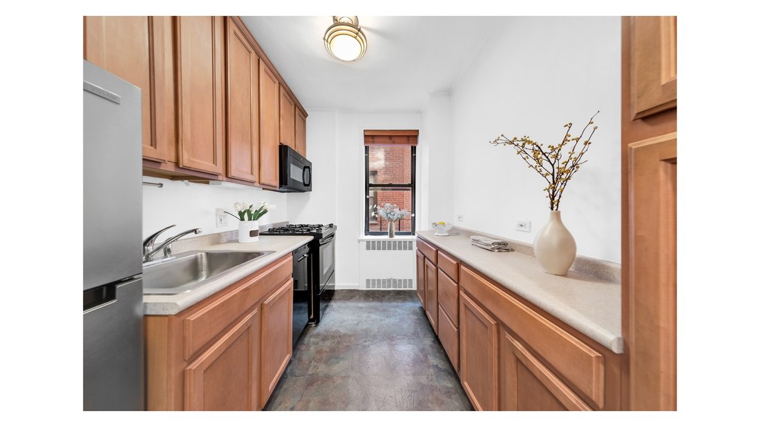 Co Op in New York, New York, United States 4 - 17930042