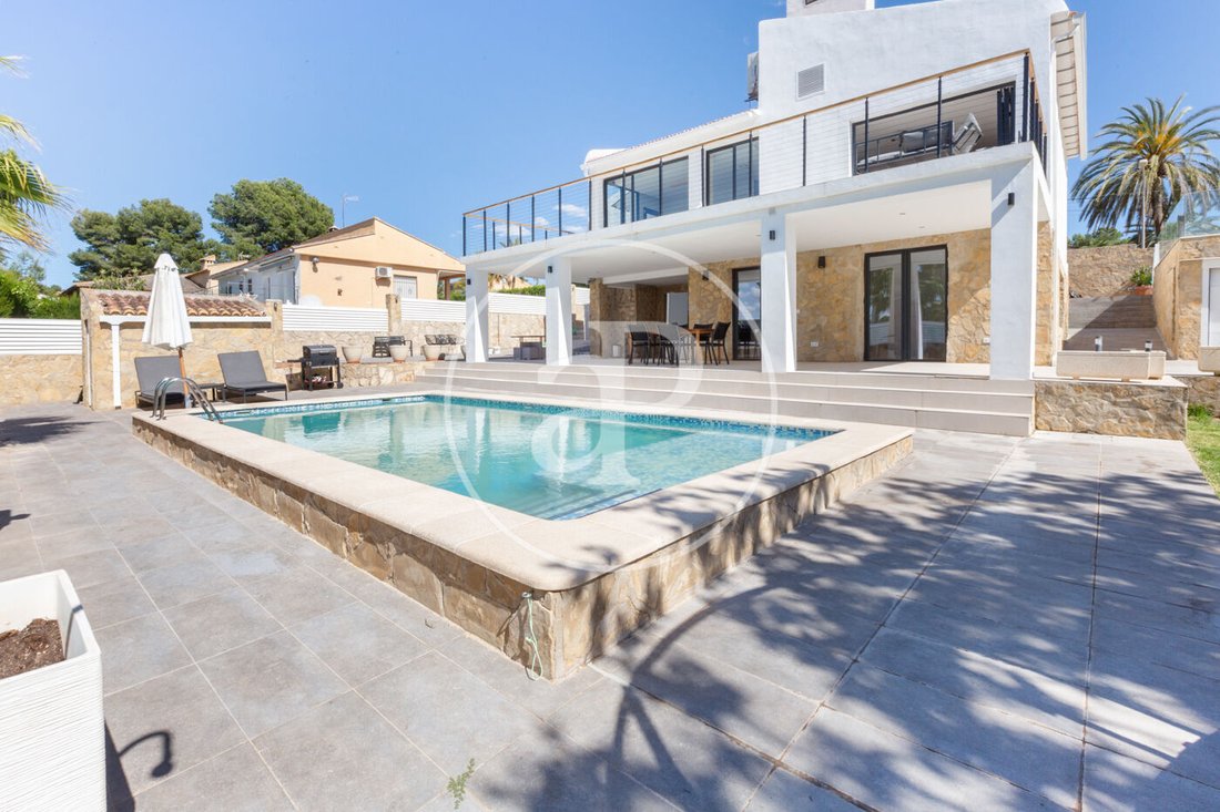 Villa in Paterna, Valencian Community, Spain 2 - 17937655