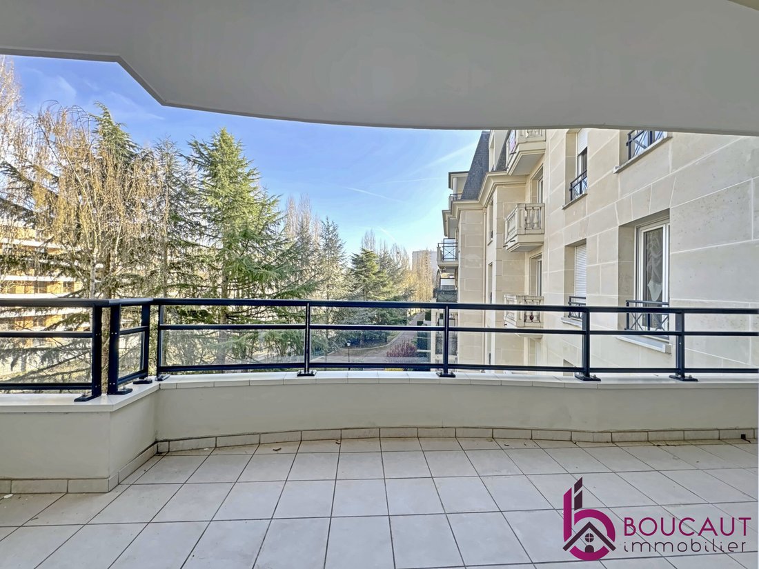 Apartment in Wallon, Le Plessis-Robinson, France 2 - 17936519