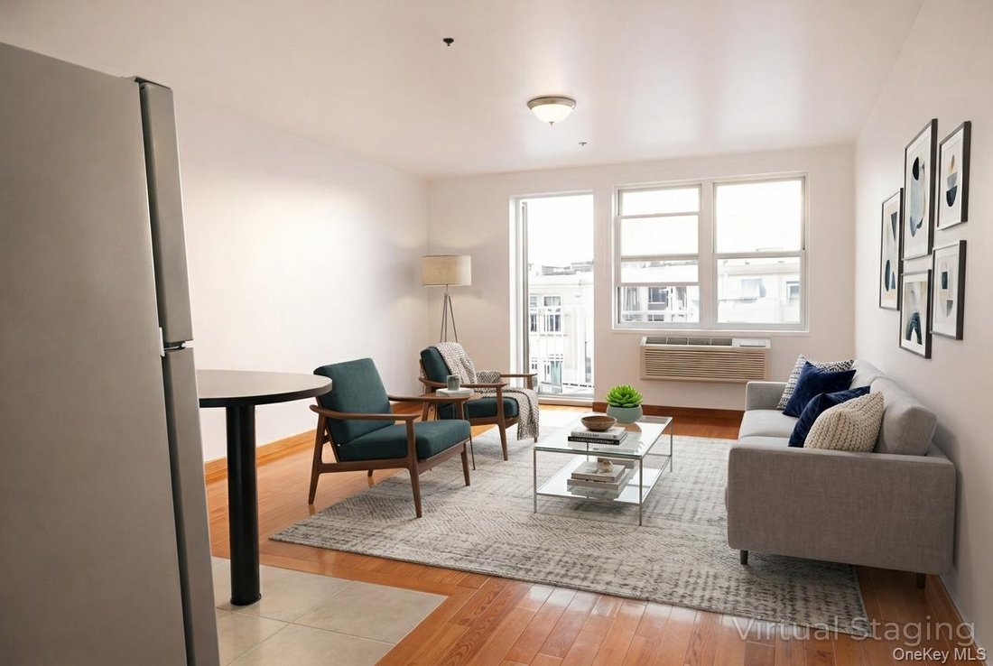House in New York, New York, United States 5 - 17933662