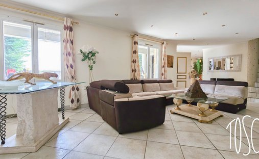 House in Vitry-sur-Seine, Ile-de-France, France 1