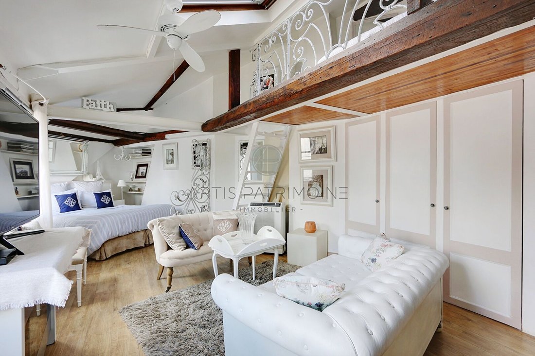 Apartment in Odéon, Paris 6e Arrondissement, Paris 1 - 15837202