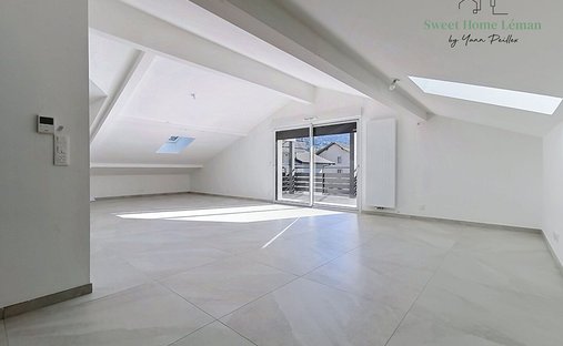 Appartamento a Brenthonne, Auvergne-Rodano-Alpi, Francia 1