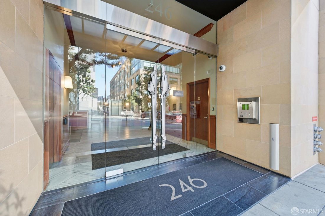 Condo in San Francisco, California, United States 2 - 17927912