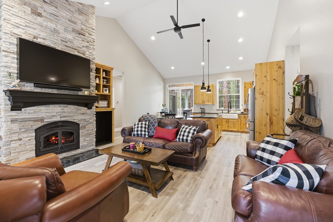 House in La Pine, Oregon, United States 4 - 17933484